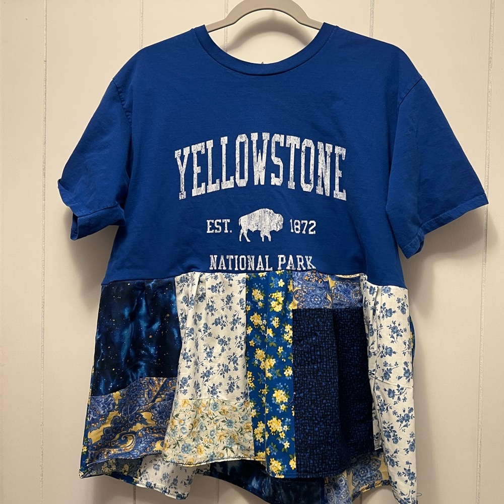 Blue Yellowstone Patchwork T-Shirt tunic large